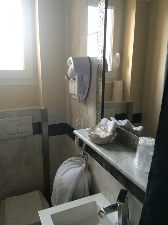 Hotel Saint Alban Room photo